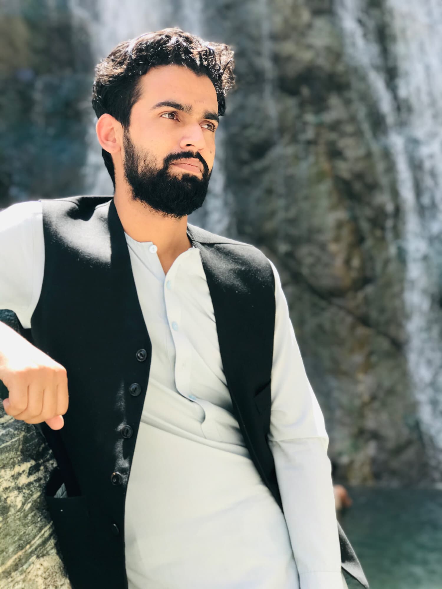 Ahmad Samim Sherzad